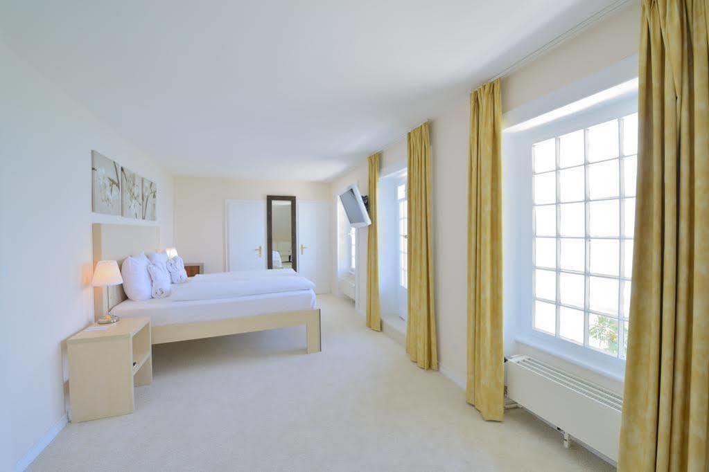 Villa Eden Palace Au Lac Монтрьо Екстериор снимка